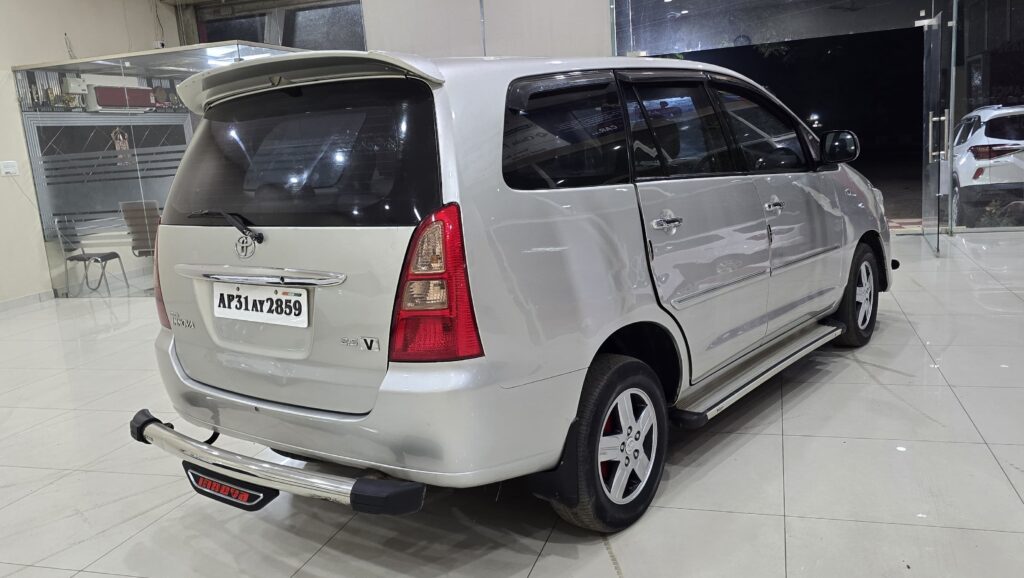 2008, Toyota Innova V, MT, Diesel